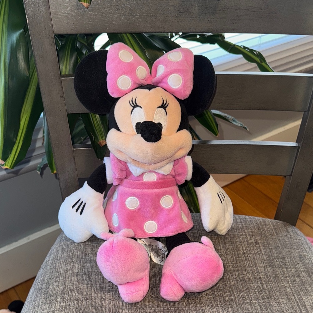 Disney Store Minnie Mouse Plush Pink Polka Dot